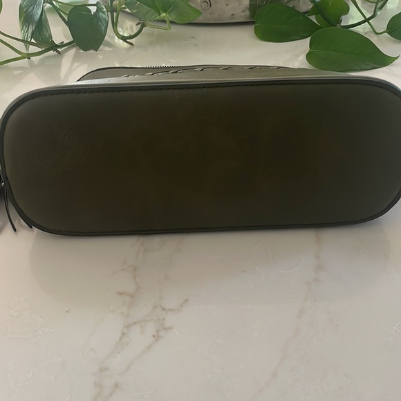 EUC BOHO OLIVE GREEN CROSSBODY BAG - Picture 5 of 6